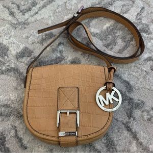 Michael Kors Beige Crossbody Saddle Bag